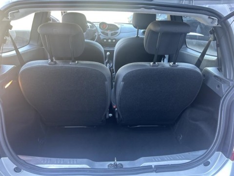 RENAULT Twingo 1.5 dCi 85ch Dynamique