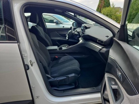 PEUGEOT 3008 1.5 BlueHDi 130ch S&S Active Pack EAT8