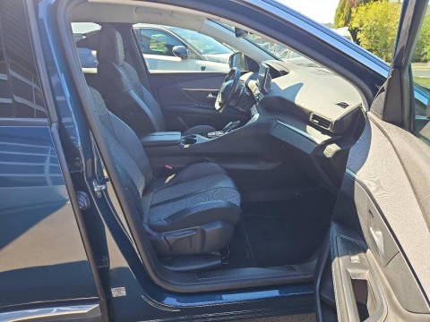 PEUGEOT 3008 1.2 PureTech 130ch S&S Allure EAT8