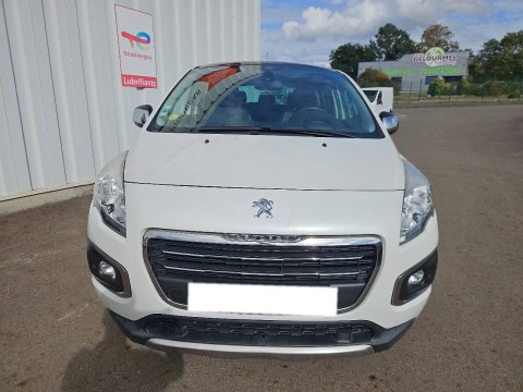 PEUGEOT 3008 1.6 HDi115 FAP Allure