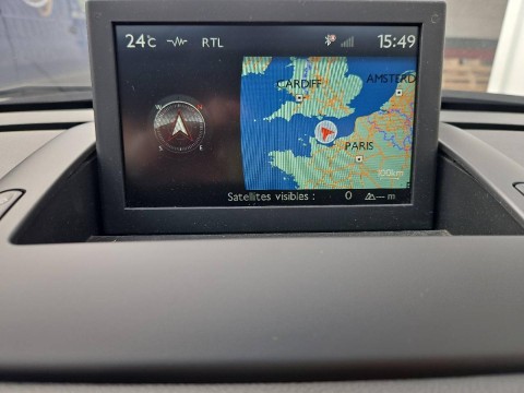 PEUGEOT 3008 1.6 HDi115 FAP Allure