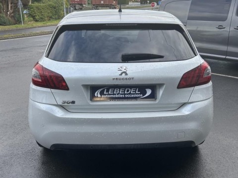 PEUGEOT 308 1.2 PureTech 130ch S&S Allure EAT8