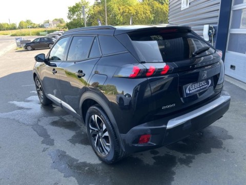 PEUGEOT 2008 1.2 PureTech 100ch S&S Style