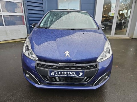PEUGEOT 208 1.2 PureTech 82ch Allure 5p