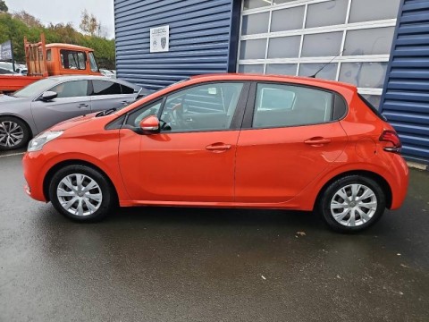 PEUGEOT 208 1.2 PureTech 82ch E6.c Active 5p