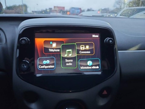 TOYOTA Aygo 1.0 VVT-i 72ch x-play x-app 5p MC18