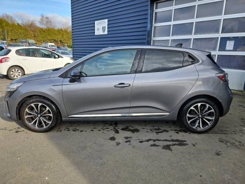 RENAULT Clio 1.0 TCe 90ch Techno - 24