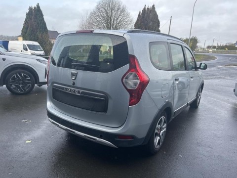 DACIA Lodgy 1.3 TCe 130ch FAP Stepway 5 places E6D-Full